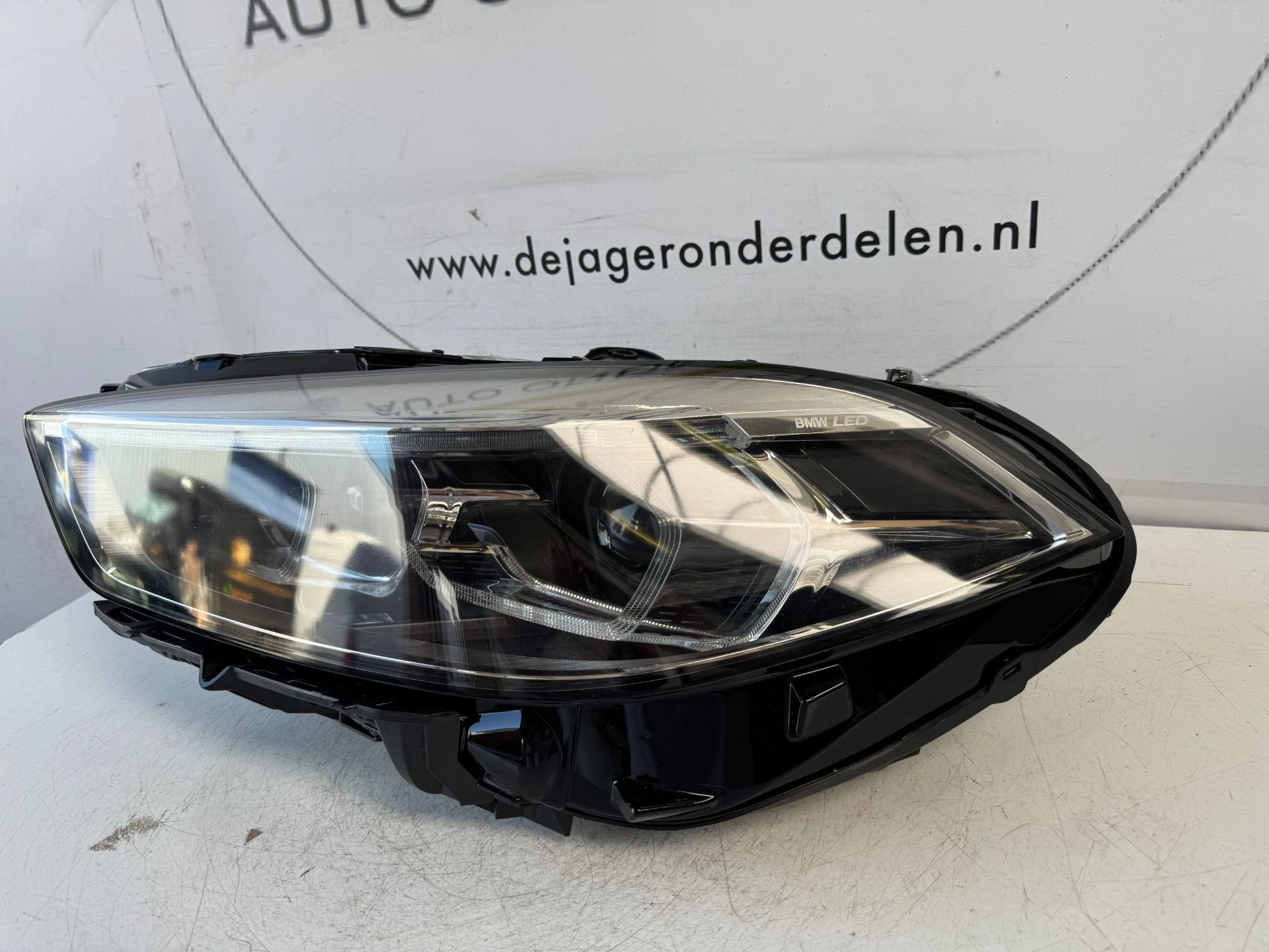 BMW F40 1 SERIE VOL LED KOPLAMP LINKS 5A1E055, Auto-onderdelen, Verlichting, Petuelring 130
80788  Munich, DE, Gebruikt, Info@bmw.de
