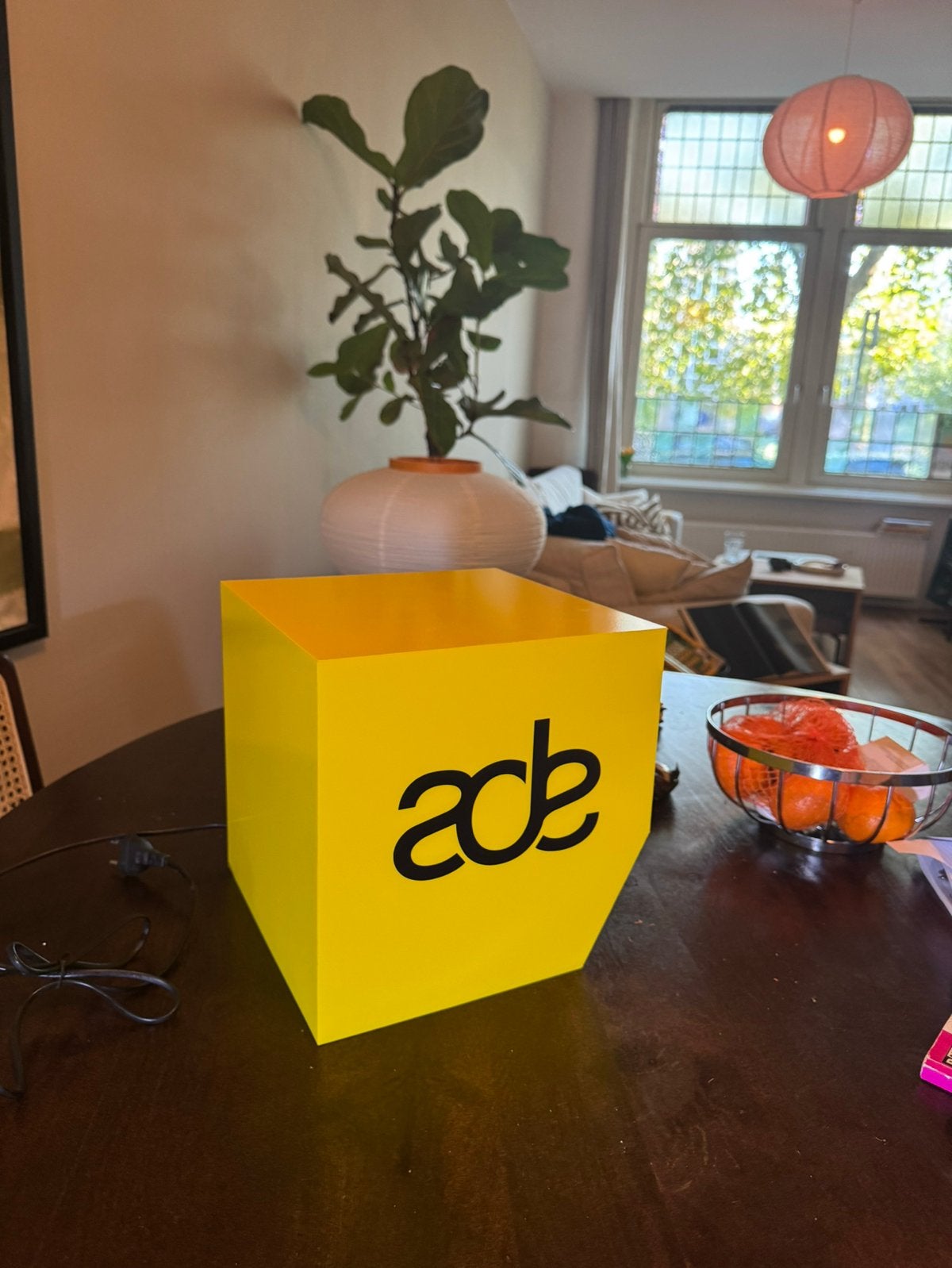 ADE lamp te huur, Ophalen, Zo goed als nieuw