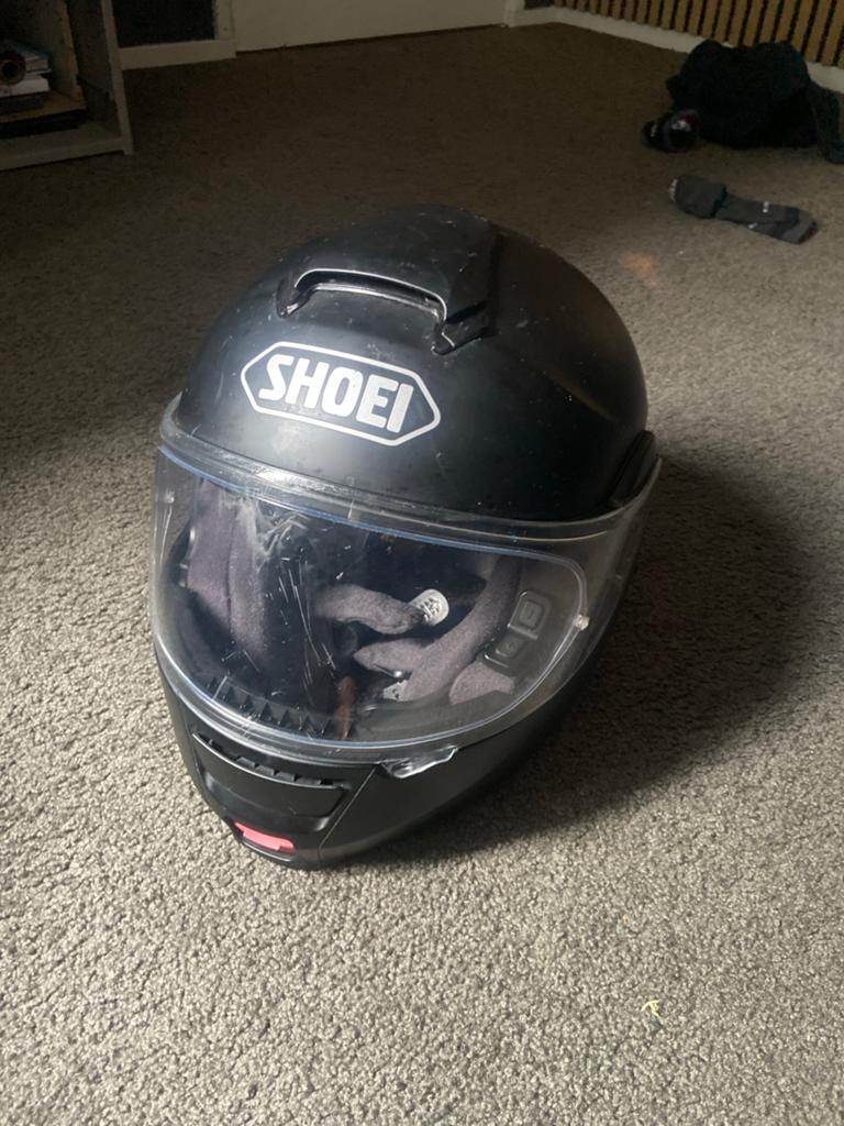 Shoei Neotec motorhelm met Sena 10U audiosysteem, Motoren, Kleding | Motorhelmen, Systeemhelm, Heren, Ophalen of Verzenden, Shoei