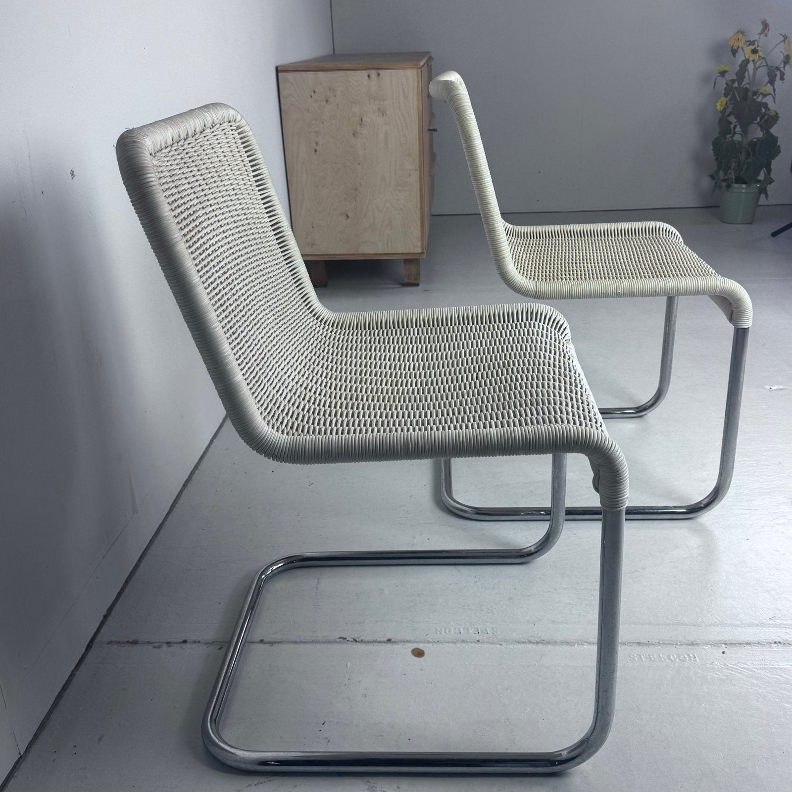 Set van 2 Tecta Bauhaus designstoelen, Ophalen, Gebruikt, Wit, Metaal