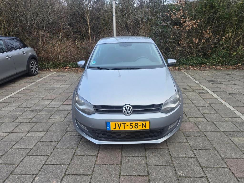 Volkswagen Polo 1.4 16V FSI 63KW 2011 Grijs, Voorwielaandrijving, 970 kg, 4 cilinders, Handgeschakeld