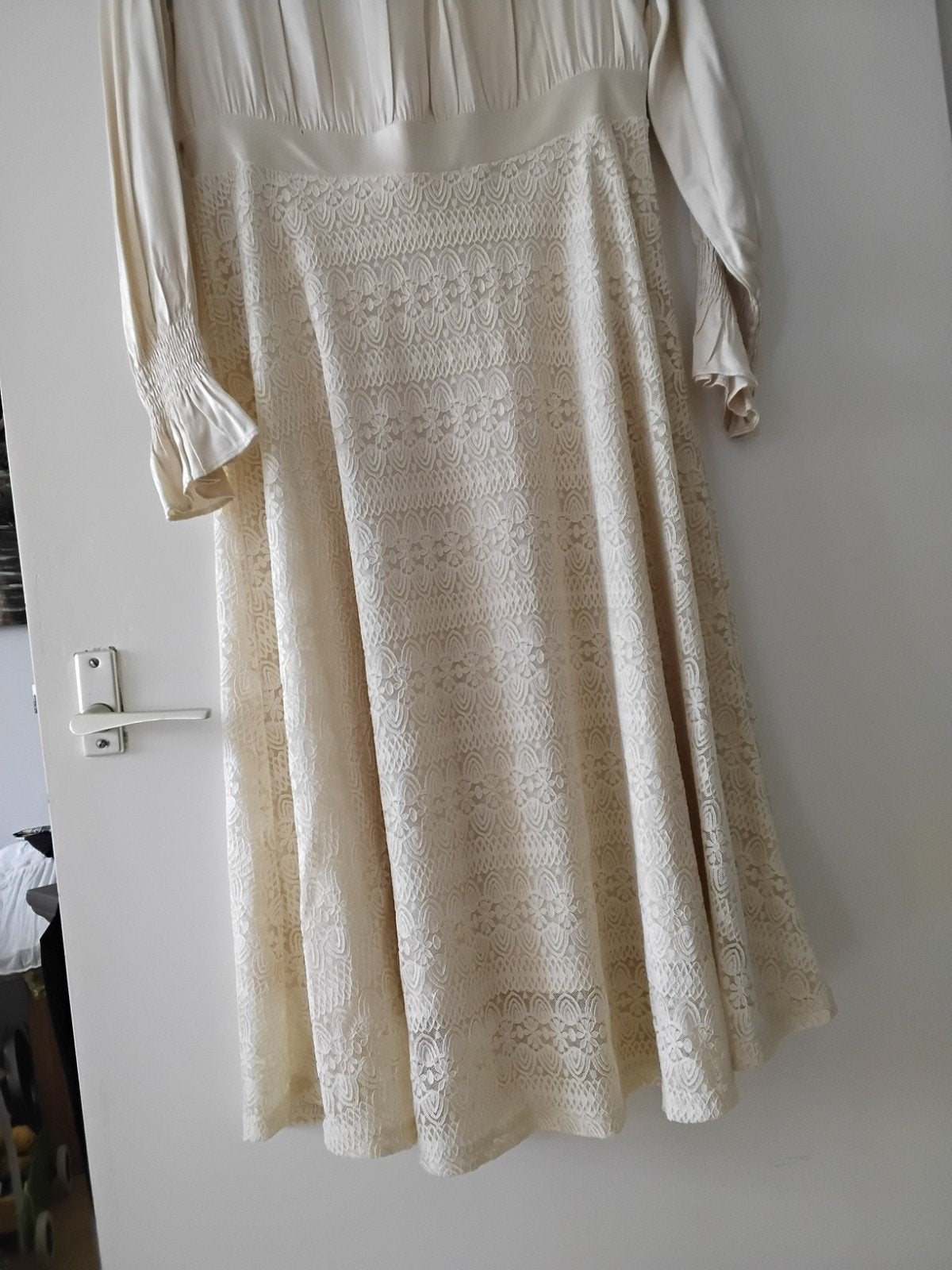 jurk  NÜ L, Nü, Beige, Maat 42/44 (L), Ophalen of Verzenden