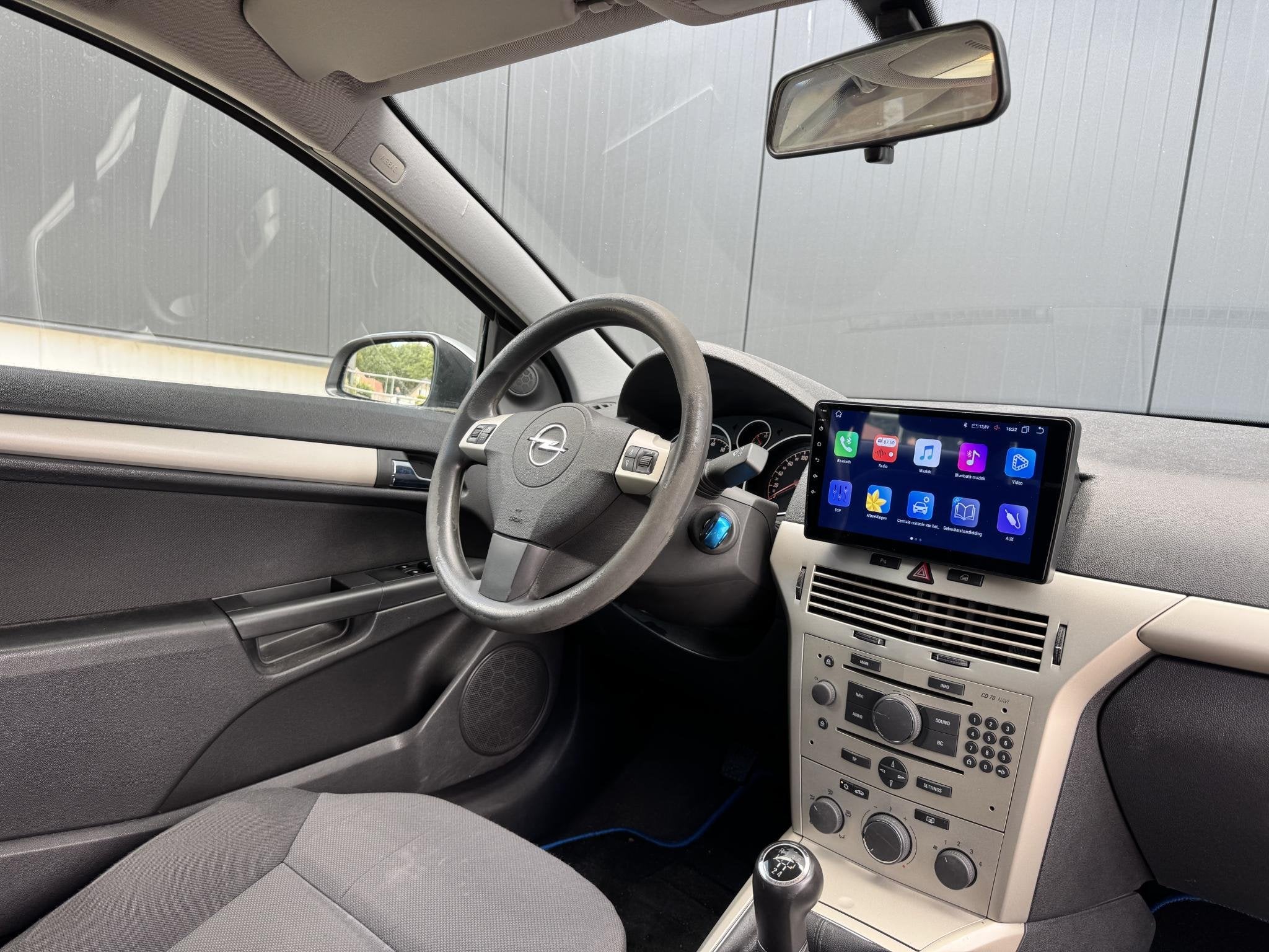 Opel Astra GTC 1.4 Carplay / Airco / Cruise control, Auto's, Voorwielaandrijving, Stof, Gebruikt, Zwart