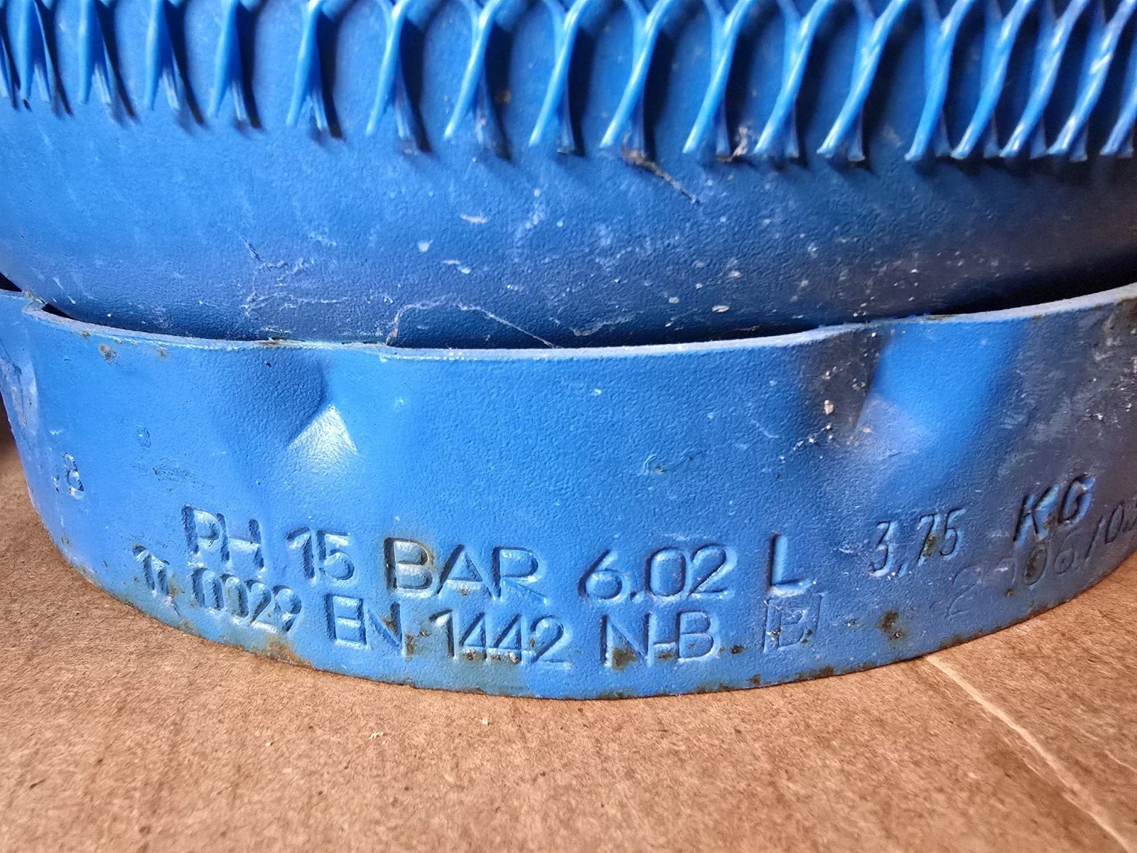 3x Campingaz gasfles: 2x 907 1x 901 + 2 regelaars, Ophalen, Gebruikt