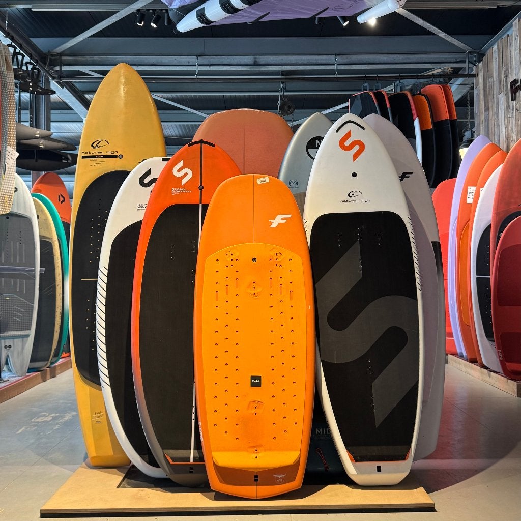 F-ONE, Duotone, Slingshot, North en Starboard Foil boards, Ophalen of Verzenden, Zo goed als nieuw, Wingsurf-board