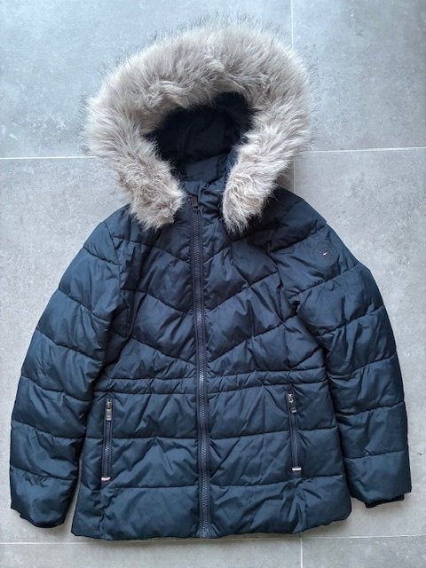 Winterjas dames Tommy Hilfiger donkerblauw maat M, Maat 38/40 (M), Blauw, Ophalen of Verzenden, Zo goed als nieuw
