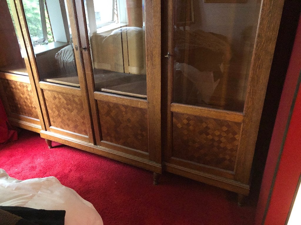 Art deco boekenkast, Ophalen