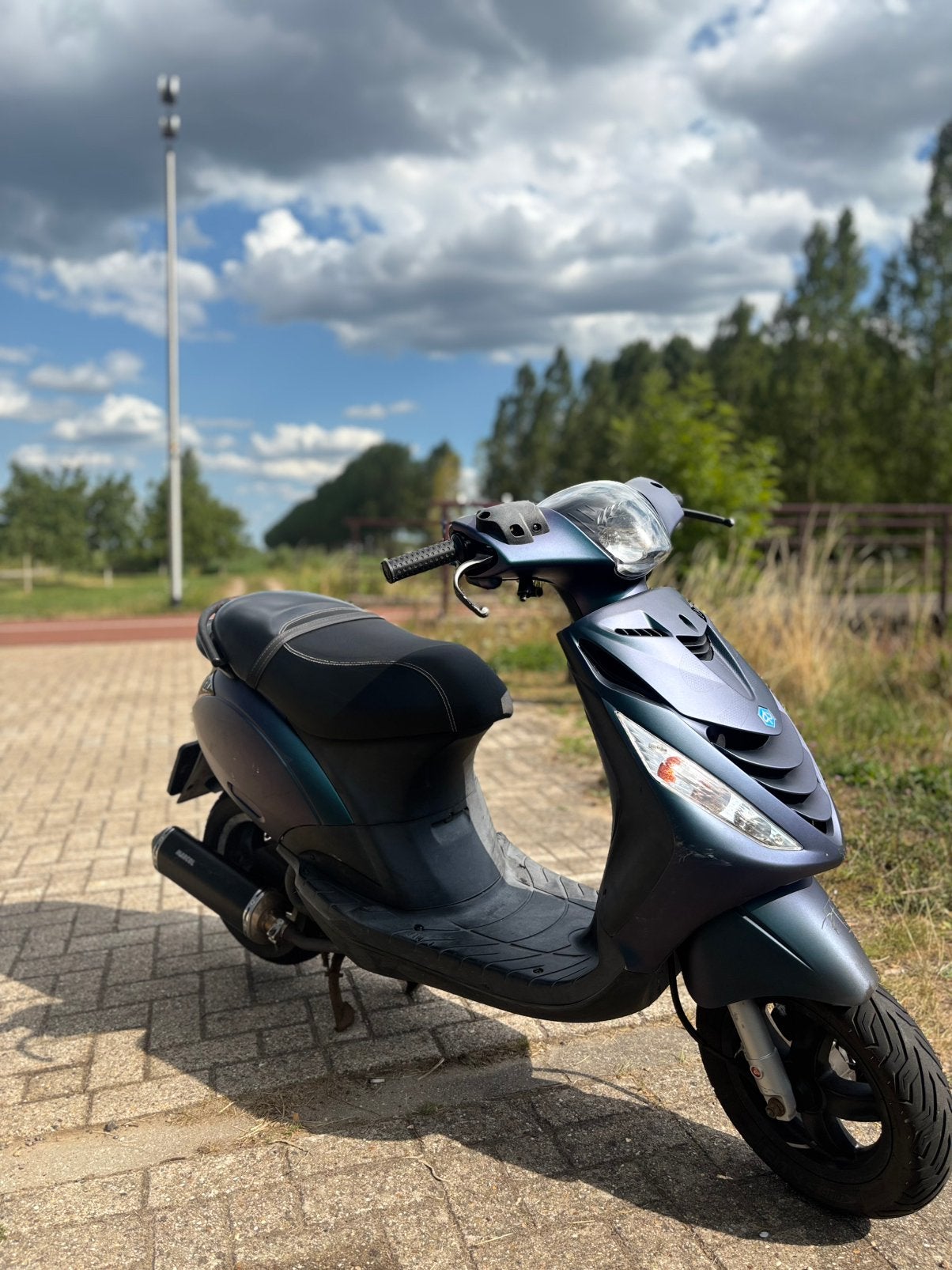 Piaggio zip, Fietsen en Brommers, Scooters | Piaggio, Ophalen, Zo goed als nieuw, Benzine, Zip