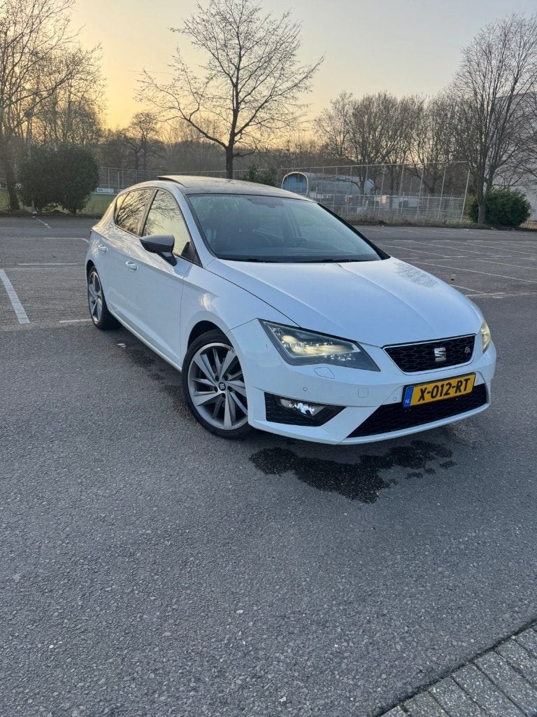 Seat Leon 1.8 TSI 132KW/180PK Dsg-7 2013 Wit, Auto's, Seat, Particulier, Leon, ABS, Airbags, Airconditioning, Alarm, Automatische klimaatregeling