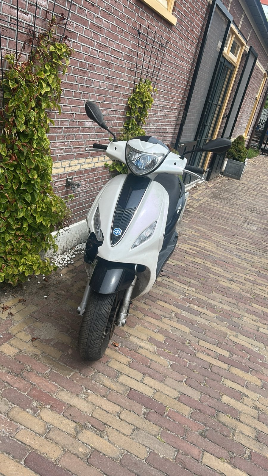 Piaggio Fly (2015) | Lage KM-stand (8547 km), Ophalen of Verzenden, Zo goed als nieuw, Overige typen, Piaggio
