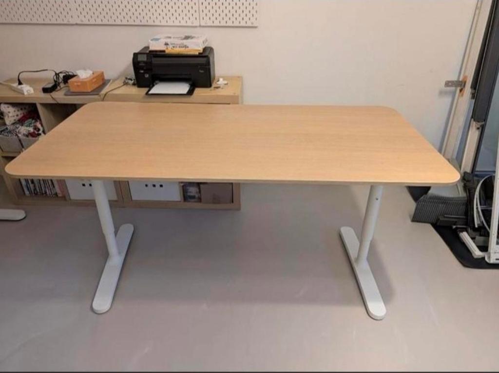 Tafel van ikea, 160 cm, Hout, Ophalen of Verzenden, Zo goed als nieuw
