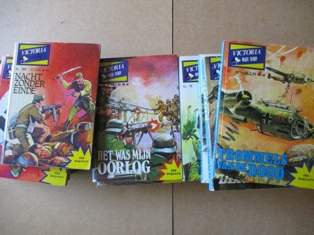 w0486 victoria maxistrip 19x, Boeken, Stripboeken, Gelezen, Meerdere stripboeken, Ophalen