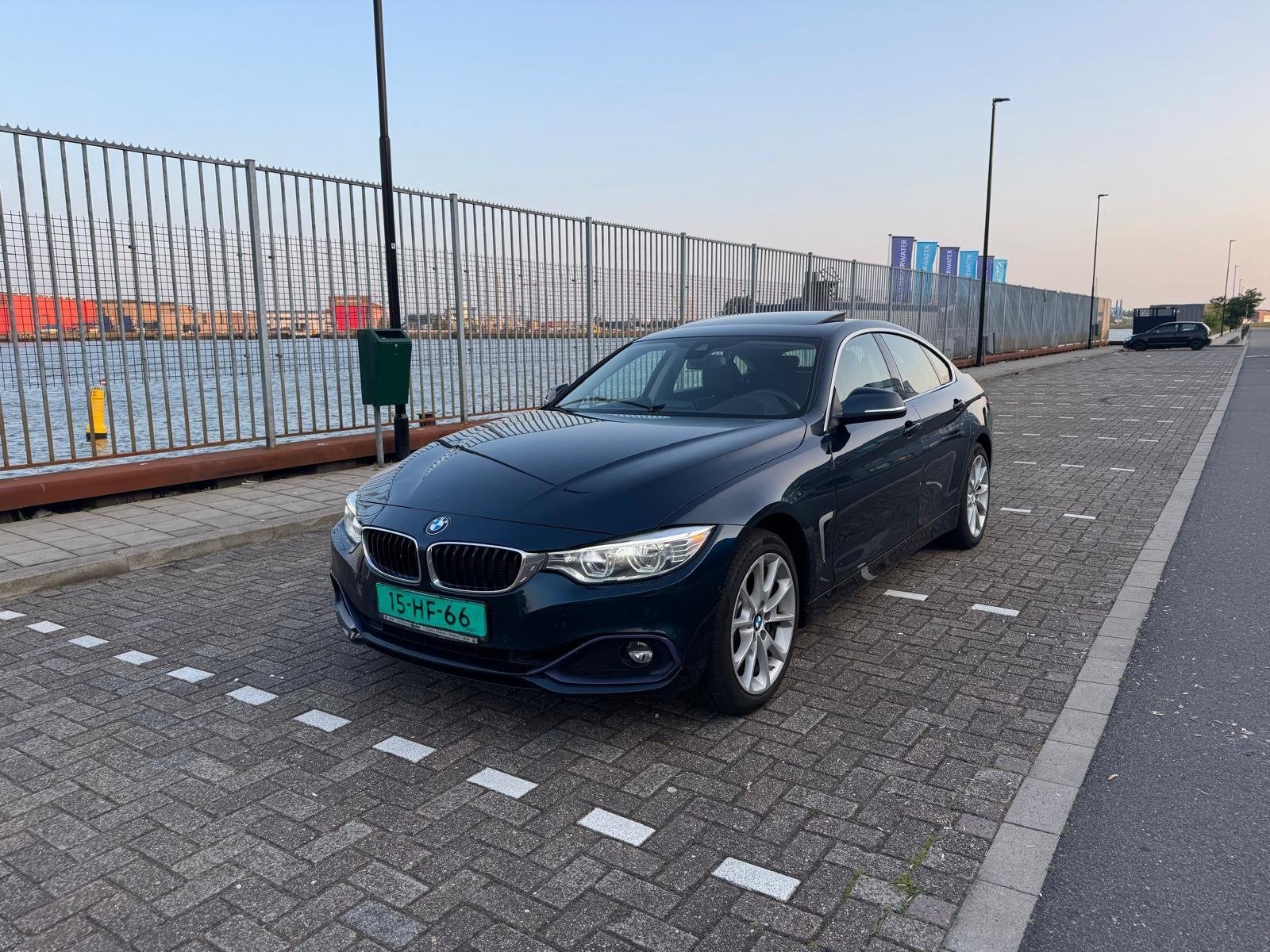BMW 4-serie Gran Coupé 435d xDrive Centennial High Executiv, Auto's, Automaat, Blauw, Leder en Stof, Bedrijf