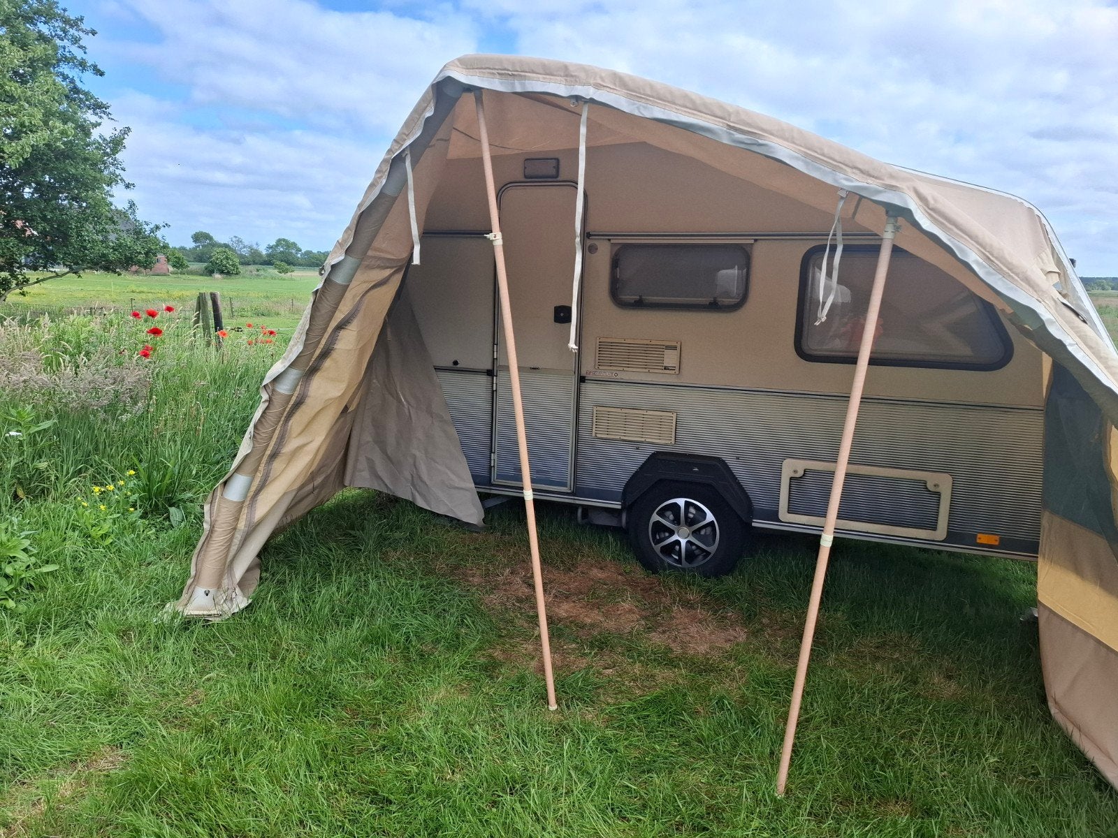 Karsten opblaasbare voortent 655cm, Caravans en Kamperen, Ophalen, Gebruikt
