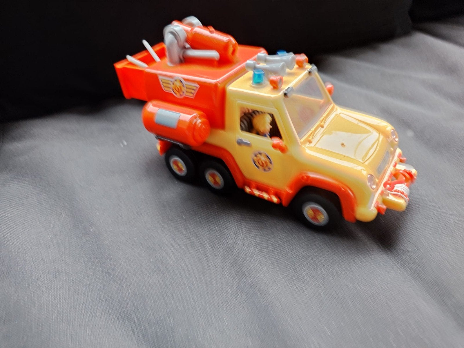 Brandweerman Sam auto Jenny met figuur en gereedschap, Ophalen of Verzenden, Gebruikt