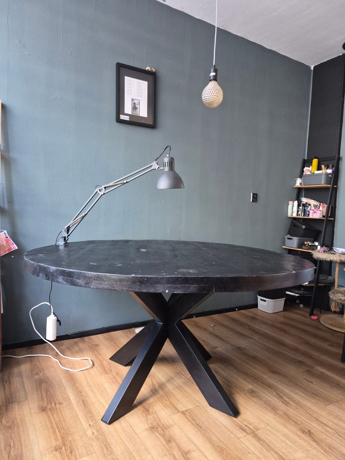Ronde eettafel 150 cm met stalen poten, Huis en Inrichting, Tafels | Eettafels, Ophalen, Gebruikt, Rond, Metaal