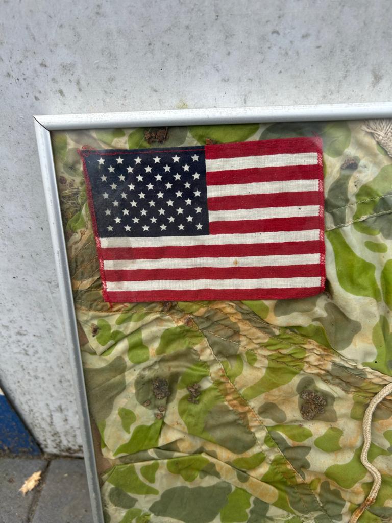 Ingelijst Parachute Stuk met Vlag & Airborne Embleem, Ophalen of Verzenden, Landmacht, Amerika, Kunstobject