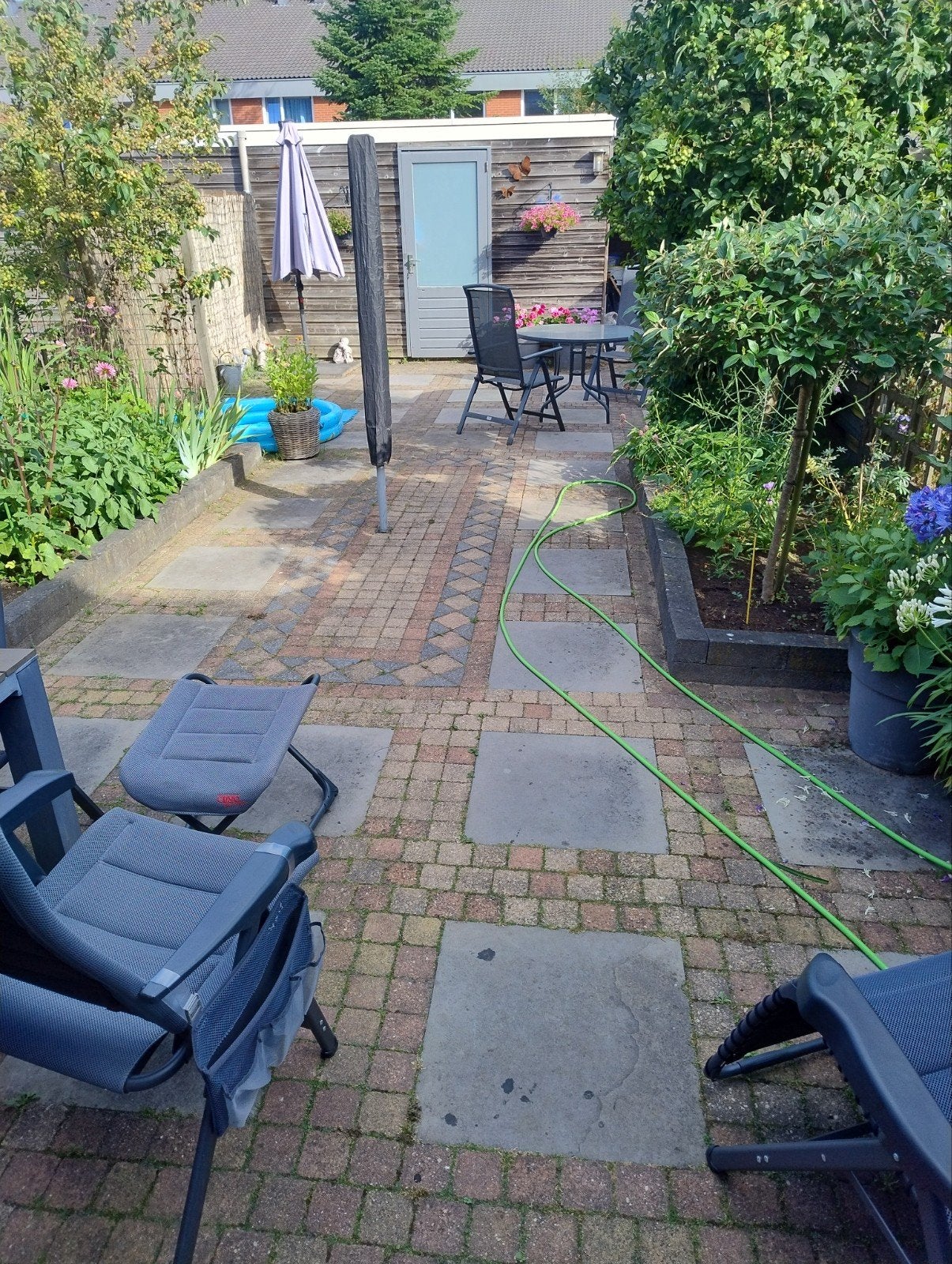 Ca 45m2 trommelstenen en betontegels - zie omschrijving, Ophalen, Gebruikt, Beton, Klinkers