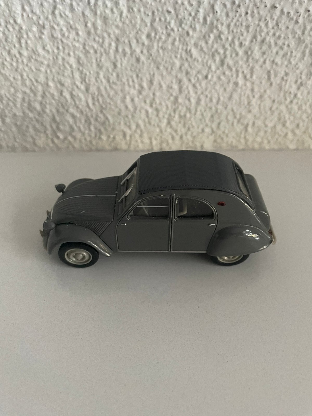 Originele Norev 1:43 2CV met mal, Ophalen of Verzenden, Nieuw, Auto, Norev