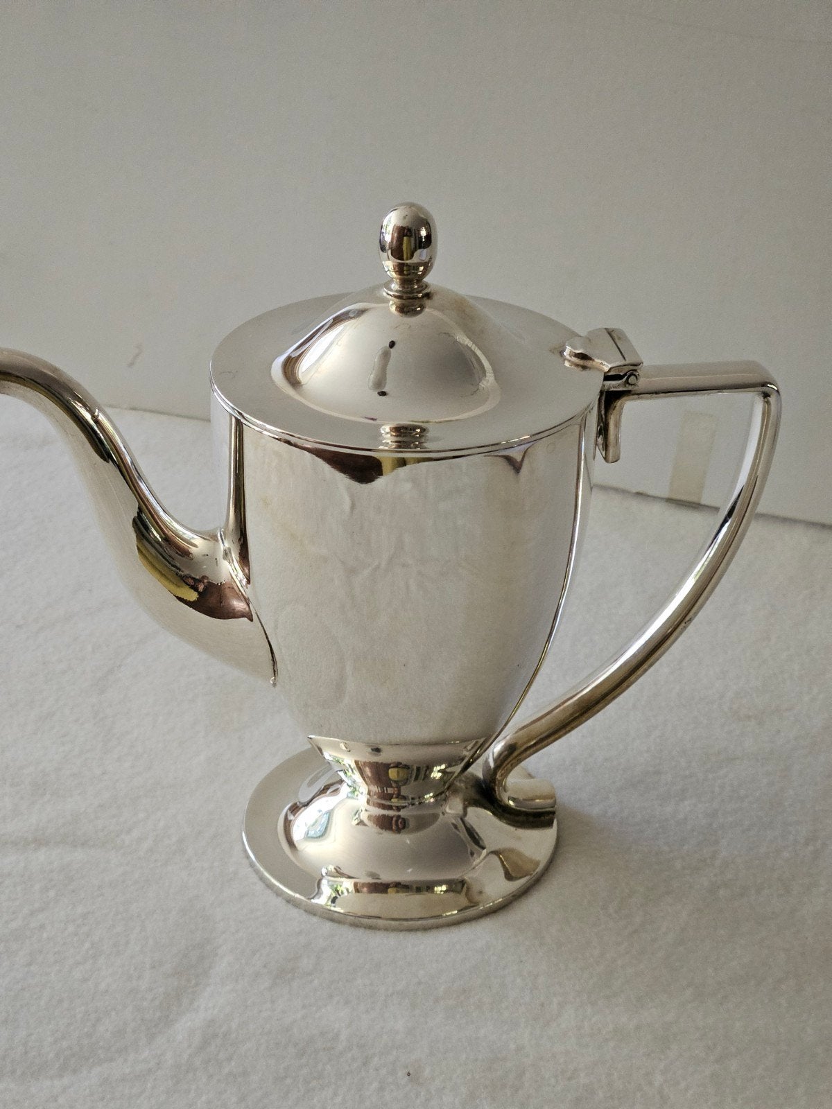 Antieke verzilverde koffiekan of schenkkan in Art Deco stijl, Antiek en Kunst, Antiek | Goud en Zilver, Ophalen of Verzenden