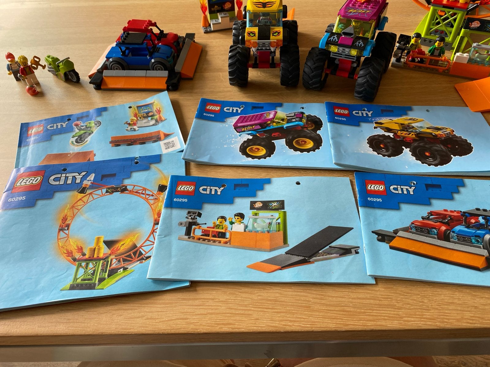 Lego City Stuntz set 60295 met 3 stuntvoertuigen, City, Lego, Ophalen of Verzenden, Zo goed als nieuw