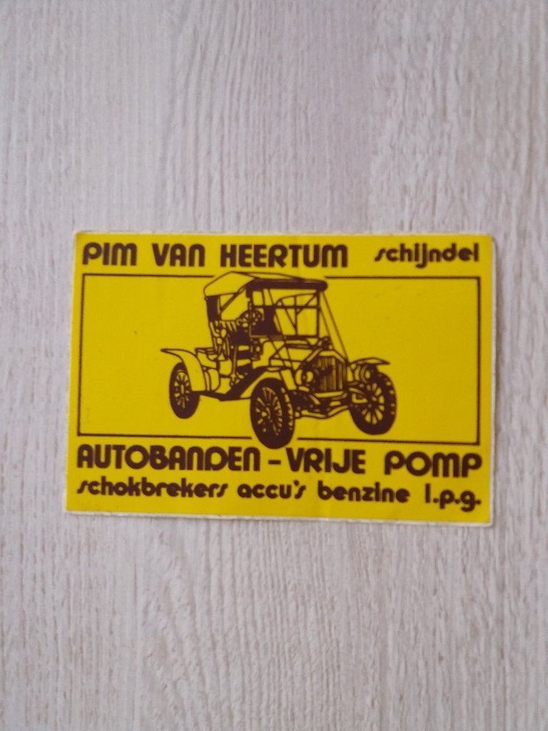 sticker Pim van Heertum te Schijndel autobanden vrije - pomp, Ophalen of Verzenden, Zo goed als nieuw, Bedrijf of Vereniging