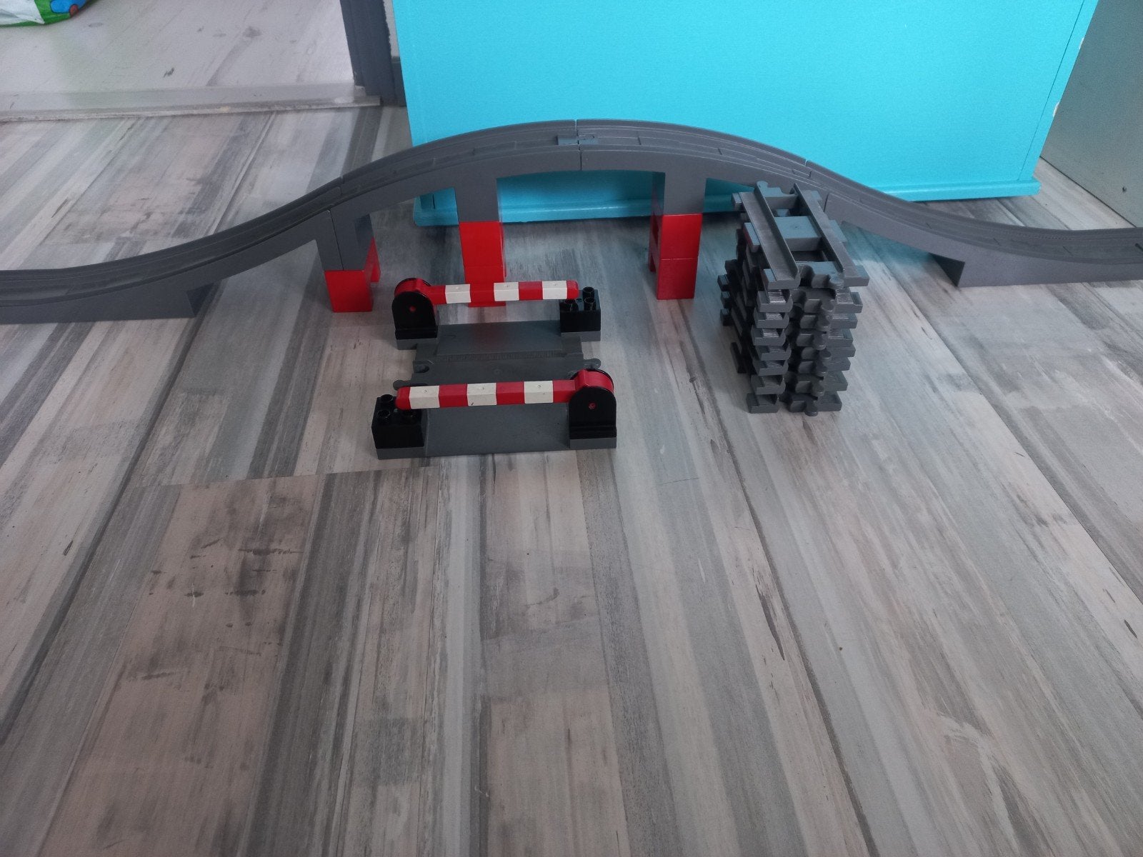 Lego Duplo Treinbrug en Slagboom 10872, Ophalen of Verzenden, Gebruikt, Complete set, Duplo