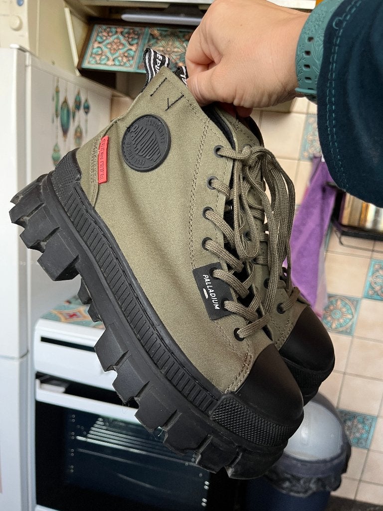 Palladium Revolt Hi TX plateau kisten maat 39 nu voor 85€, Kleding | Dames, Schoenen, Lage of Enkellaarzen, Palladium, Ophalen of Verzenden