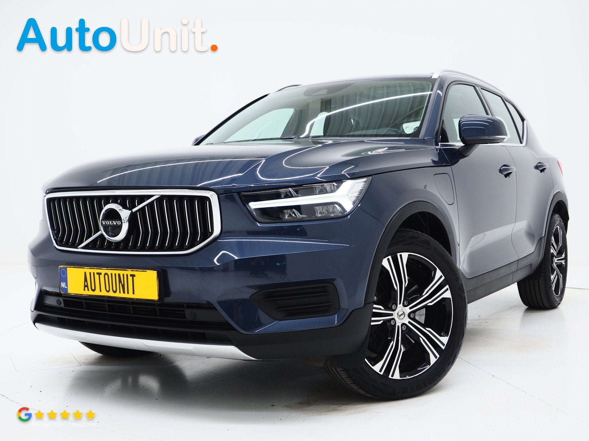 Volvo XC40 1.5 T5 Recharge Inscription | Panoramadak | Leder, Dealer onderhouden, Automatische klimaatregeling, Blauw, Bedrijf