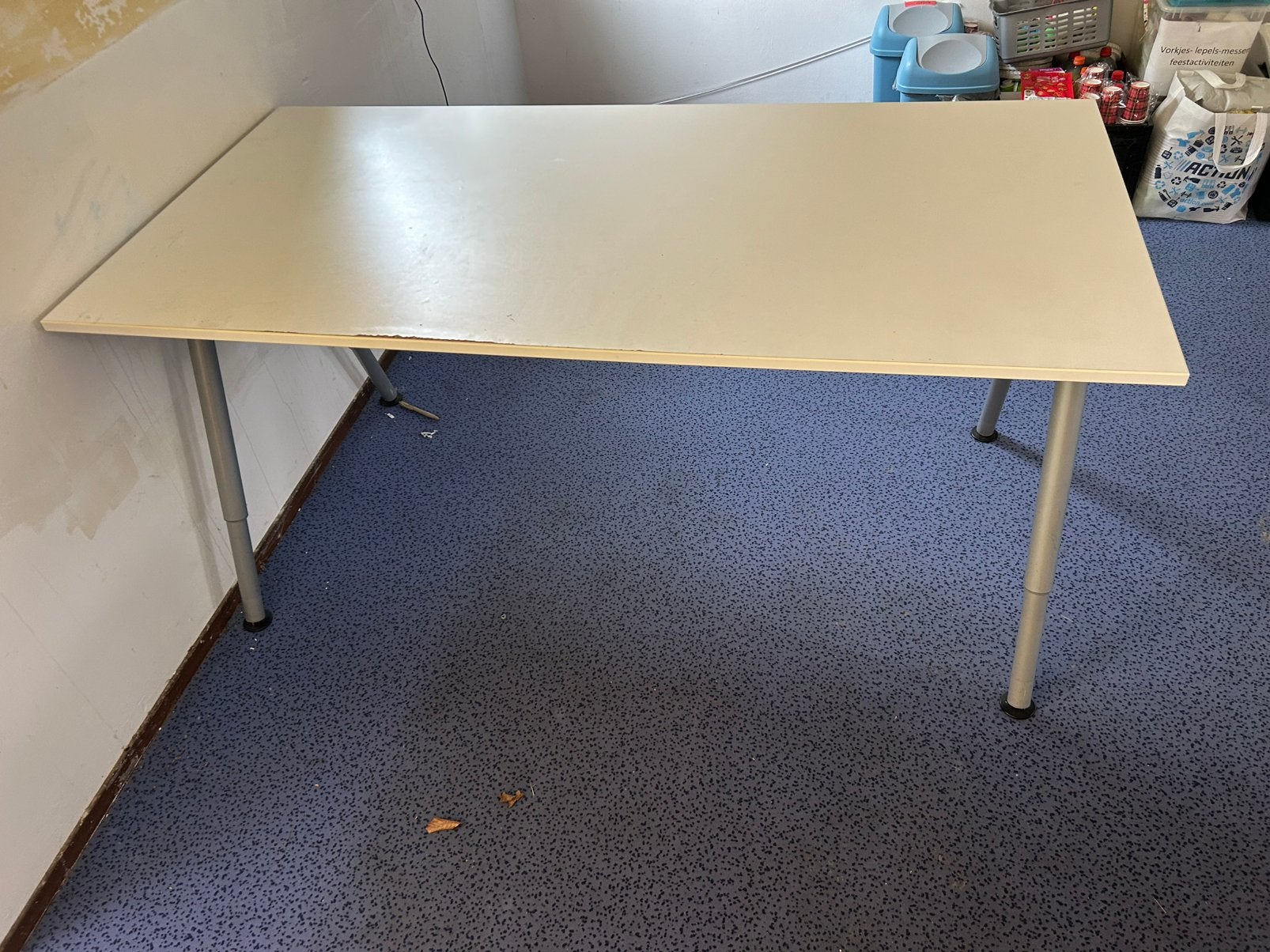 Wit bureau, Ophalen, Gebruikt