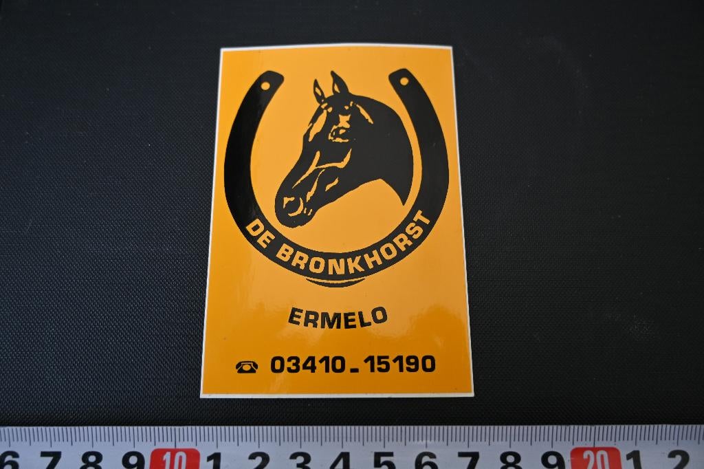 sticker DE BRONKHORST manege ermelo, Verzamelen, Stickers, Zo goed als nieuw, Ophalen