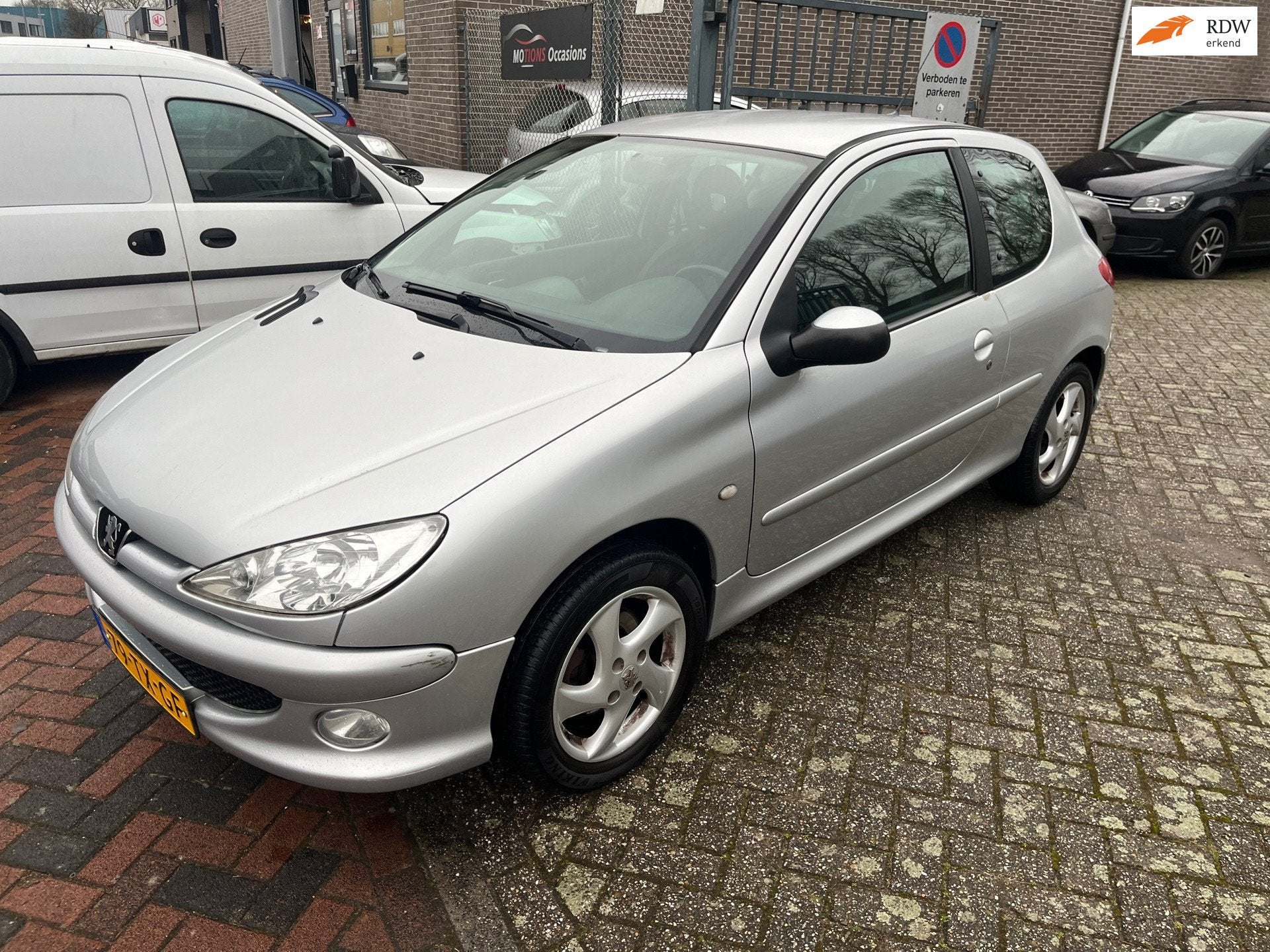 Peugeot 206 1.6-16V Air-line 3! AUTOMAAT 147 DKM NAP! Airco!, Auto's, 1025 kg, Stof, 4 cilinders, Bedrijf