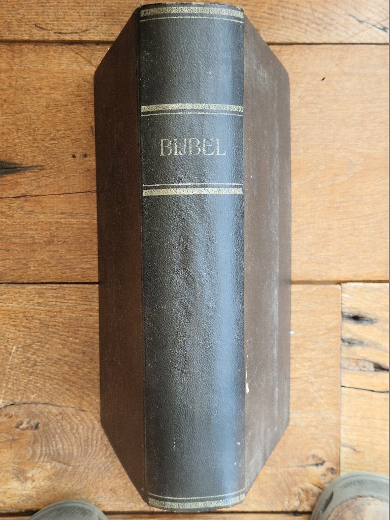 Nederlandsch Bijbelgenootschap. Oude Bijbel uit 1910, Antiek en Kunst, Ophalen of Verzenden