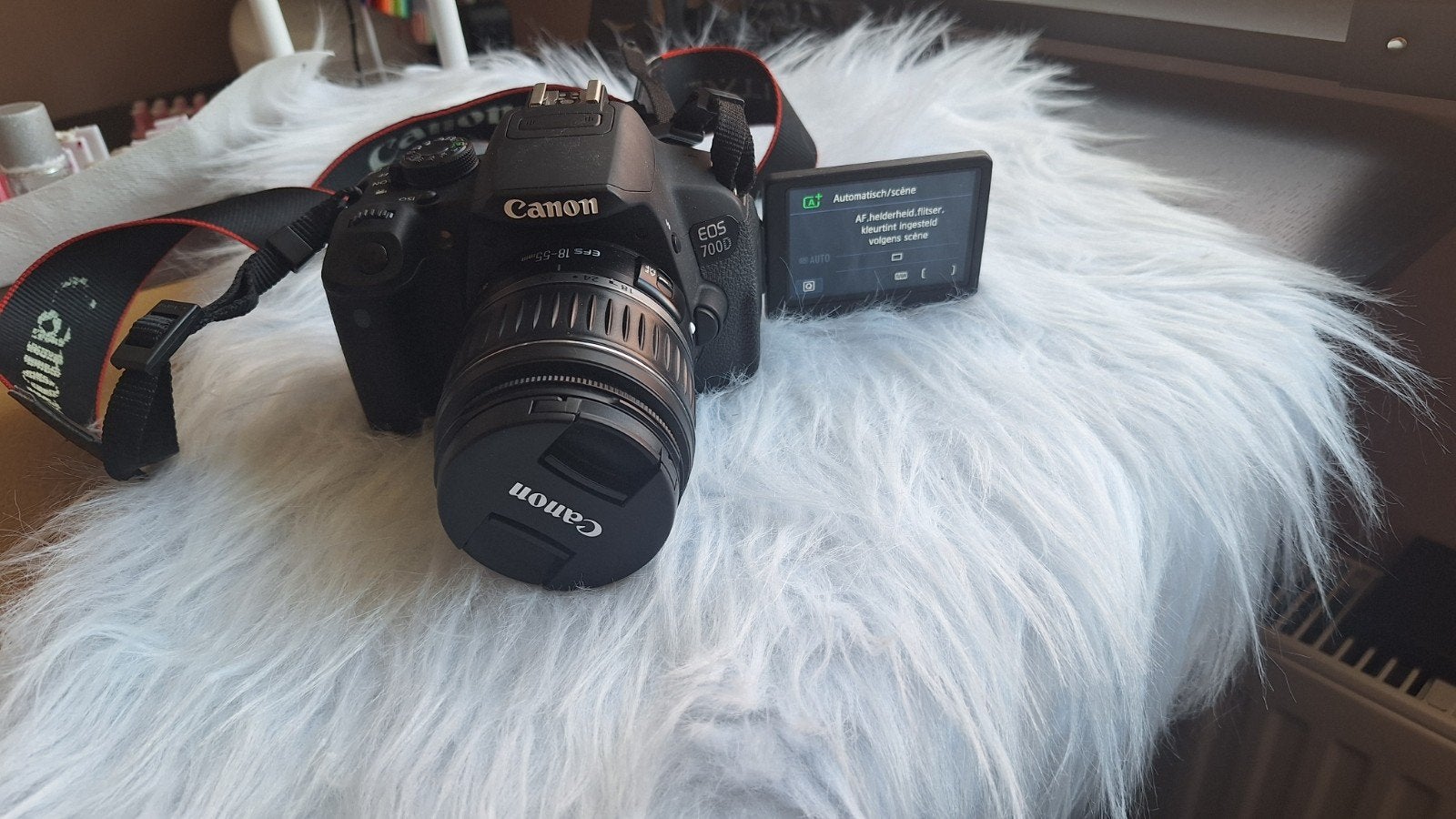 Canon EOS 700D spiegelreflexcamera met oplader, Audio, Tv en Foto, Fotocamera's Digitaal, Gebruikt, Spiegelreflex, Canon, Oplader