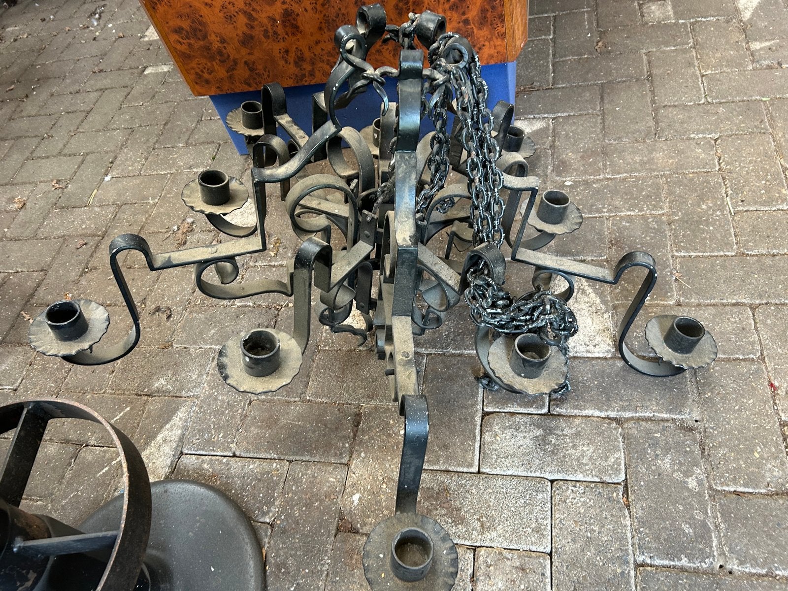 Antieke Smeedijzeren Kroonluchter / Hangende Kandelaar, Ophalen, Overige materialen