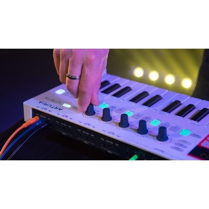 Arturia KeyStep Pro MIDI keyboard en sequencer, Muziek en Instrumenten, ., Nieuw, Ophalen of Verzenden, .