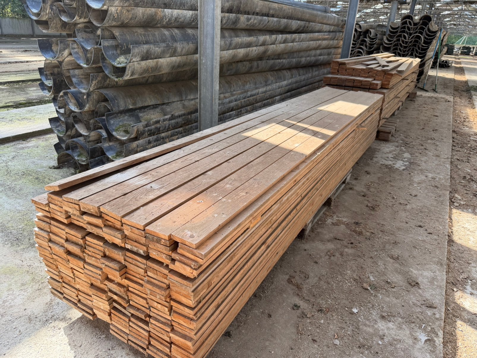 Bouwplanken geschaafd, Doe-het-zelf en Verbouw, Ophalen, Minder dan 25 mm, Zo goed als nieuw, Plank