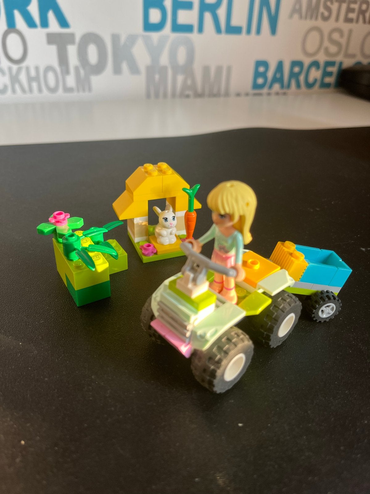 Lego Friends Konijnenhokje 41087 met Mia en konijn, Lego, Friends, Ophalen of Verzenden, Zo goed als nieuw