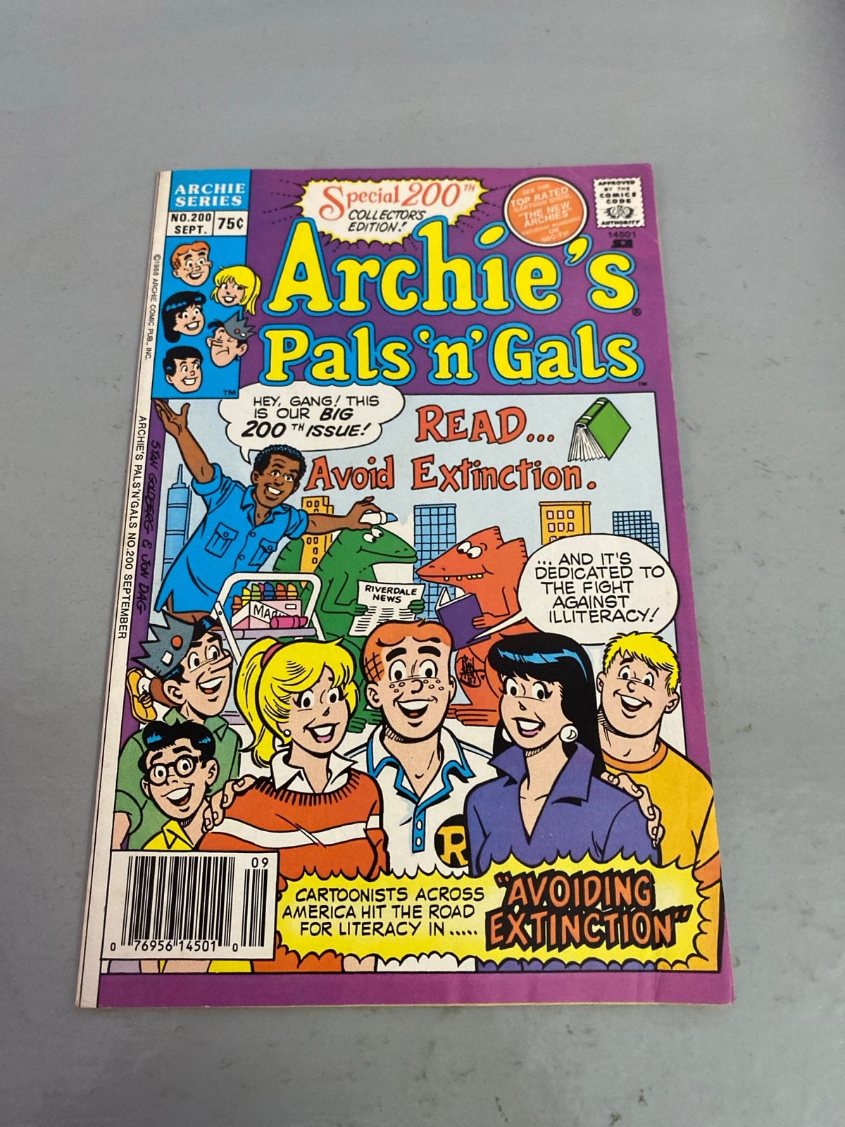 Archie's Pals 'n' Gals #200 - Special Collector's Edition, Eén comic, Ophalen of Verzenden, Zo goed als nieuw, Amerika