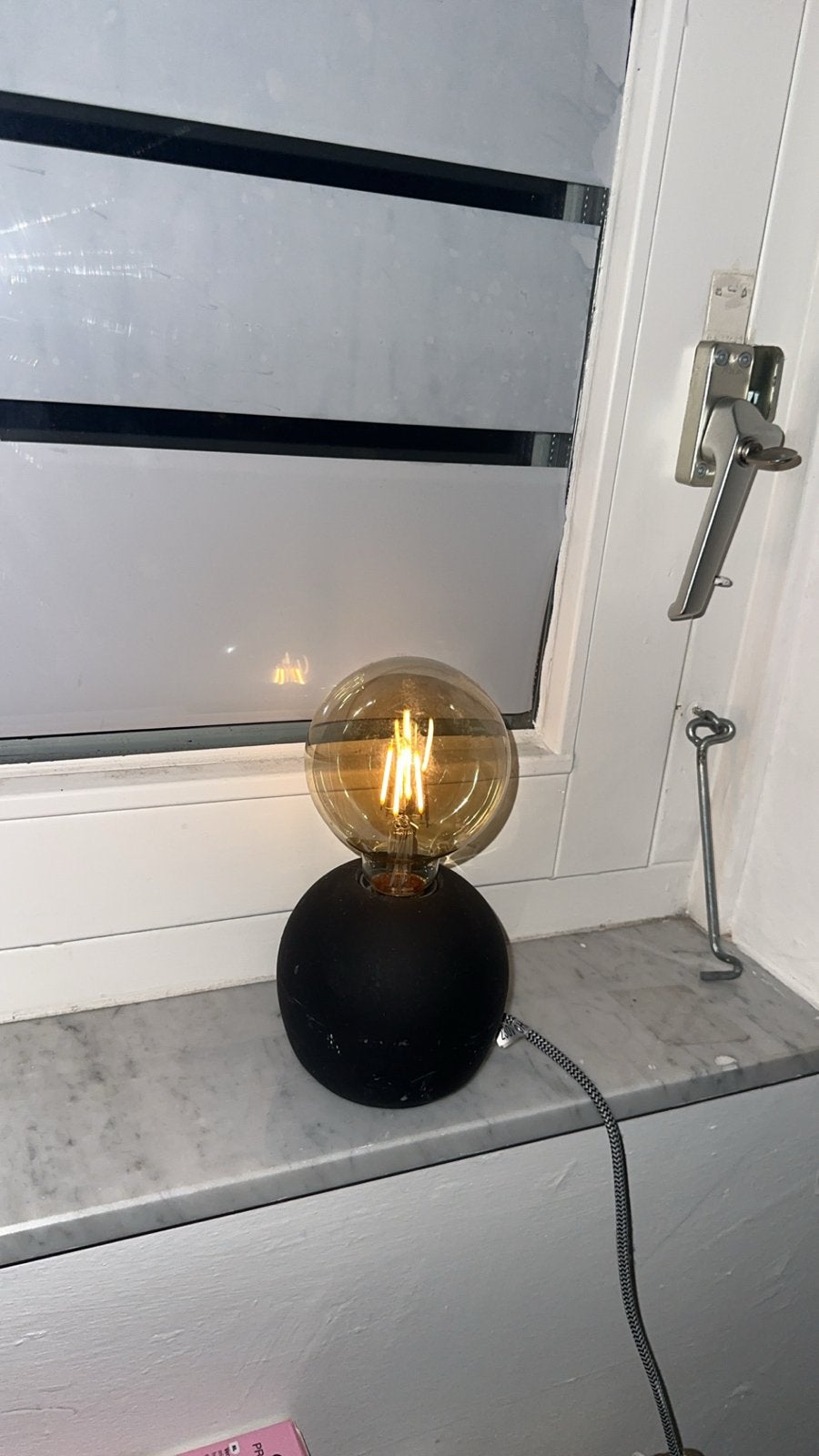 Moderne tafellamp met E27 LED filament lamp, LED verlichting, Zwart, Metaal, Modern