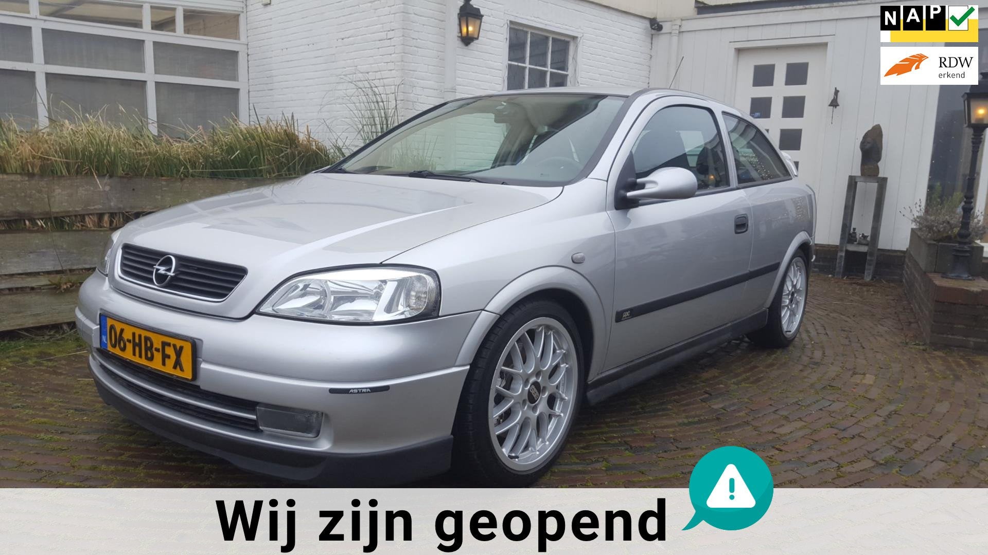 Opel Astra 2.0-16V OPC 1 , 100 % in originele staat en in Ex, Auto's, Opel, Gebruikt, Huisgarantie, 4 cilinders, Met garantie (alle)