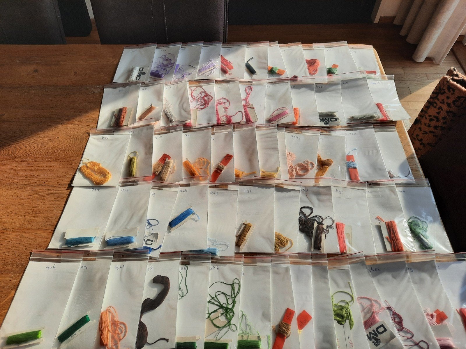 Borduurpakketten, patronen en DMC borduurgaren, Hobby en Vrije tijd, Ophalen of Verzenden
