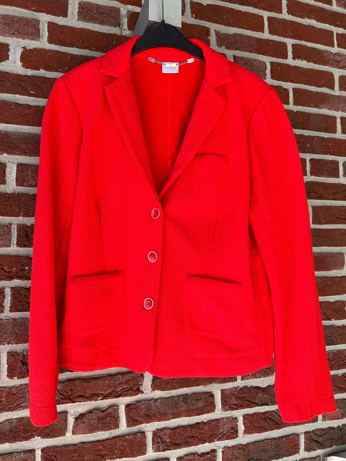 Nieuw Madeleine koraal Rood Jasje - Maat 44, Verzenden, Maat 42/44 (L), Nieuw, Jasje