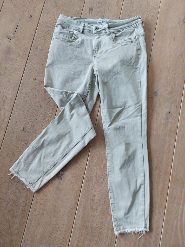 Red Button jeans Laila licht groen maat 38, Overige kleuren, Ophalen of Verzenden, Zo goed als nieuw, W30 - W32 (confectie 38/40)