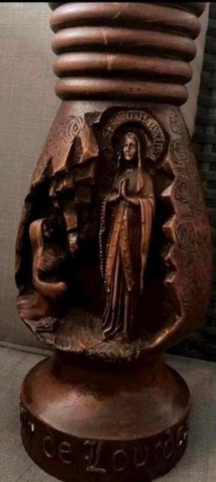 LOURDES !MOOIE HOUTEN VAAS ,MARIA &BERNADETTE…, Ophalen of Verzenden