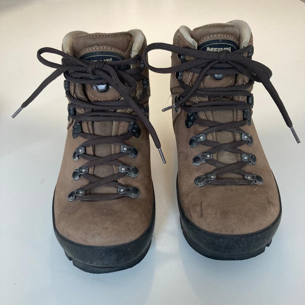 Meindl Bernina wandelschoenen 5236 46 wijdte breed, Ophalen of Verzenden, Gebruikt, Schoenen