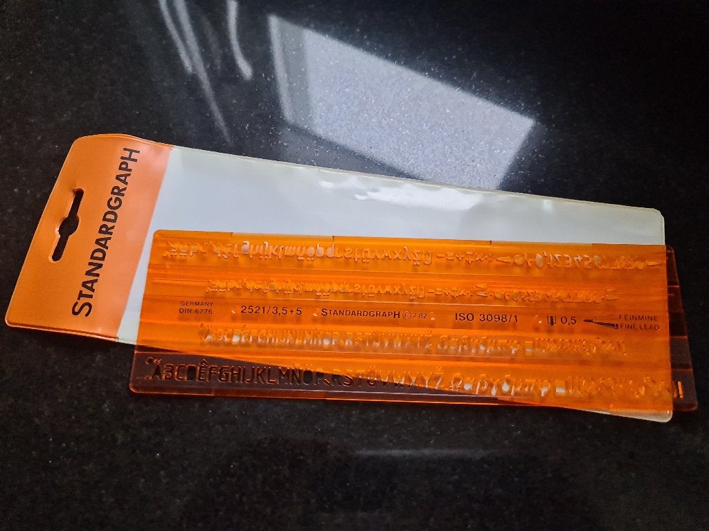 Standardgraph alfabet sjabloon vintage 2521/3,5, Hobby en Vrije tijd, Ophalen of Verzenden, Zo goed als nieuw, Overige typen