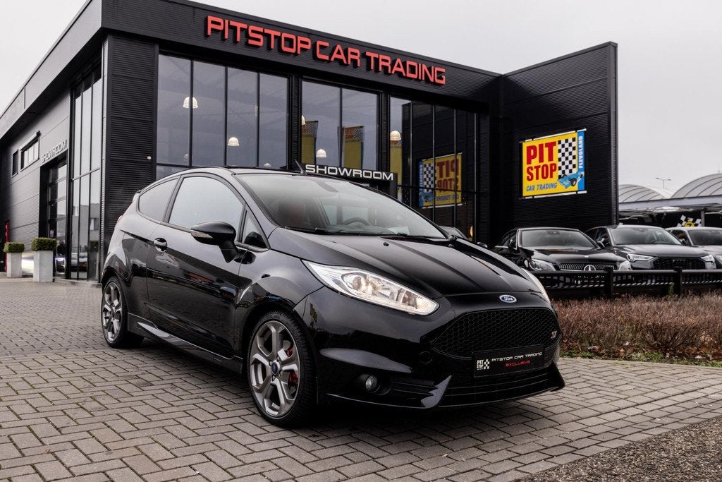 Ford Fiesta 1.6 ST2, 182 PK, Cruise, Navi, Stoelverwarming!, Voorwielaandrijving, 1596 cc, 1063 kg, Gebruikt