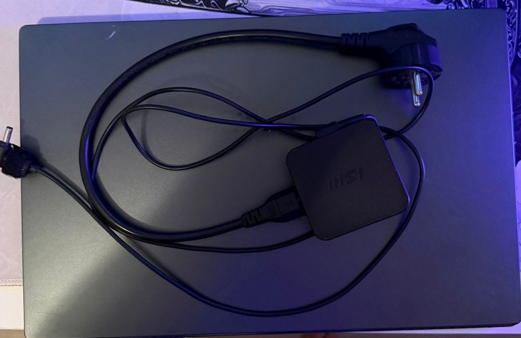 Foto 3 van MSI Modern 15 A11M | Intel Core i7 | 16GB RAM | 512GB SSD