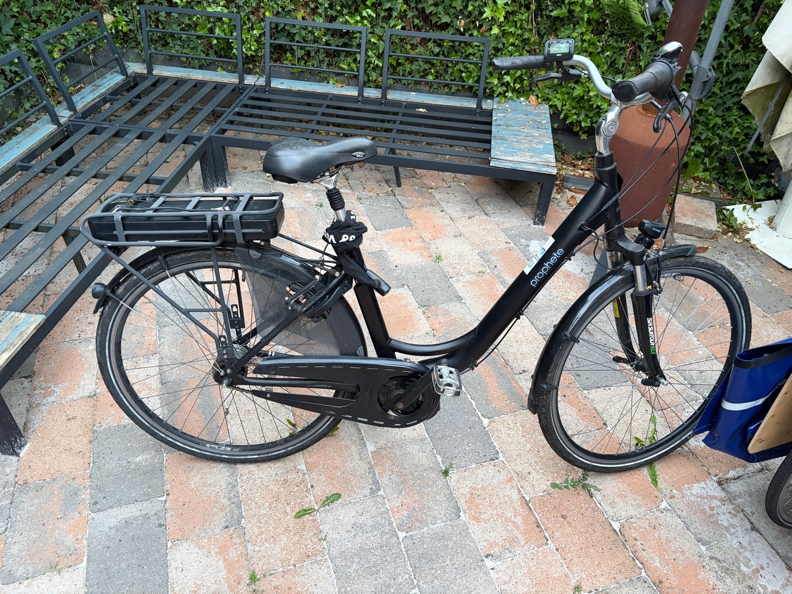 2 defecte elektrische fietsen - 1 accu werkt nog, Gebruikt, 51 tot 55 cm, 50 km per accu of meer, Ophalen